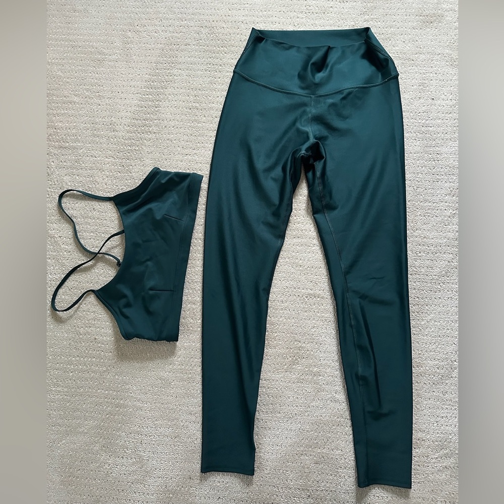 Alo Yoga Airlift Set